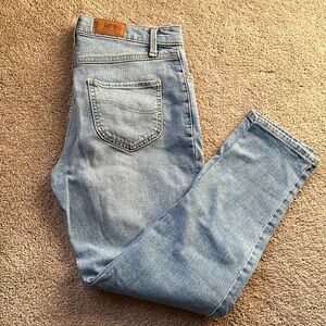 Lee Riders High Rise Relaxed Skinny Jeans